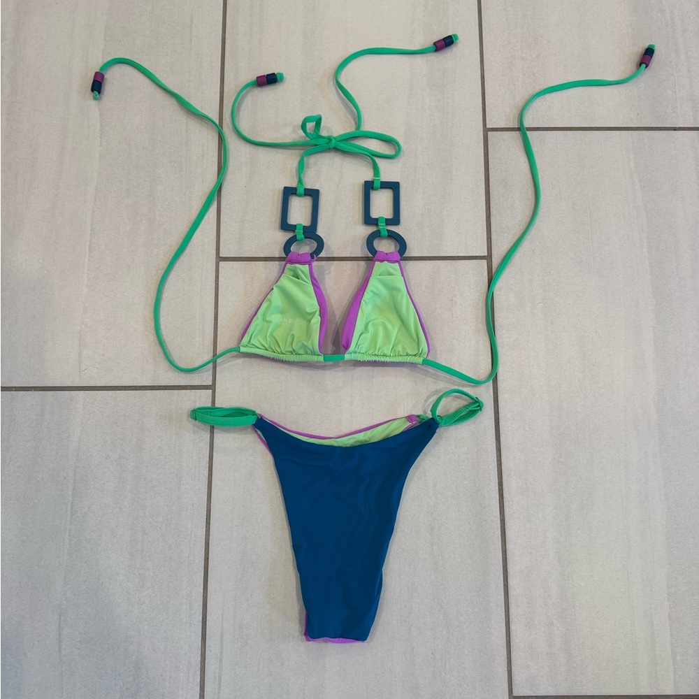 OneOne Bikini Set, size XS - Picture 2 of 4